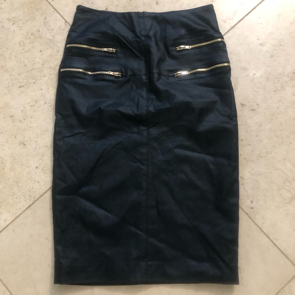 NWT Mustard Seed Elegant Black Pencil Skirt with Gold Zipper Accents Size S